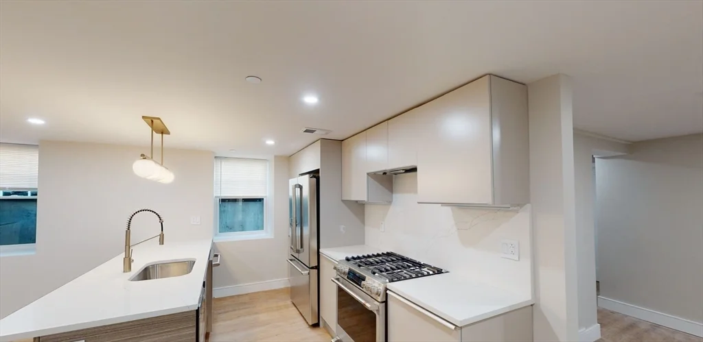 3 bed, 2 bath apartment for rent at 93 Williston Rd Unit 1, Brighton — photo 1 of 7