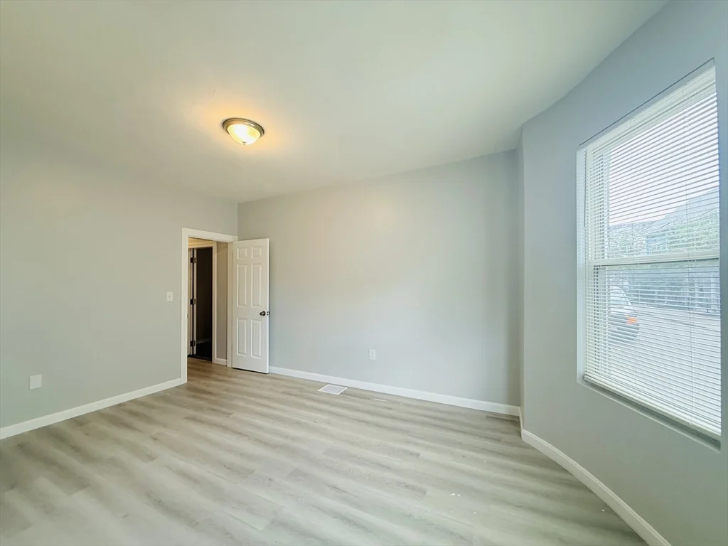 2 bed, 1 bath apartment for rent at 93 Zeigler St Unit 2, Roxbury — photo 4 of 13