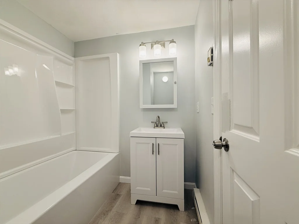 2 bed, 1 bath apartment for rent at 93 Zeigler St Unit 2, Roxbury — photo 7 of 13
