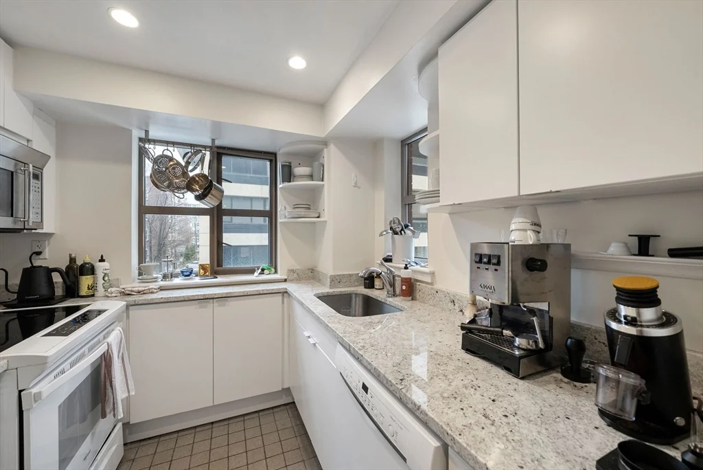 1 bed, 1 bath apartment for rent at 931 Massachusetts Ave Unit 306, Harvard Square — photo 9 of 20