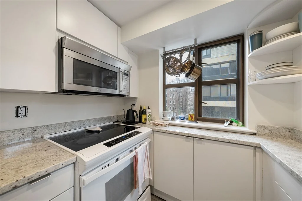 1 bed, 1 bath apartment for rent at 931 Massachusetts Ave Unit 306, Harvard Square — photo 8 of 20