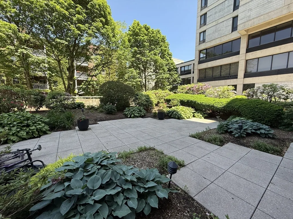 1 bed, 1.5 bath apartment for rent at 931 Massachusetts Ave Unit 605, Mid-Cambridge — photo 13 of 14