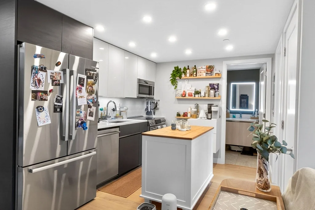1 bed, 1 bath apartment for rent at 932 Broadway St Unit 212, Chelsea — photo 7 of 21