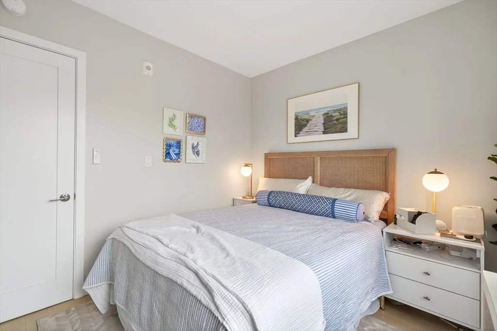 1 bed, 1 bath apartment for rent at 932 Broadway St Unit 212, Chelsea — photo 11 of 21