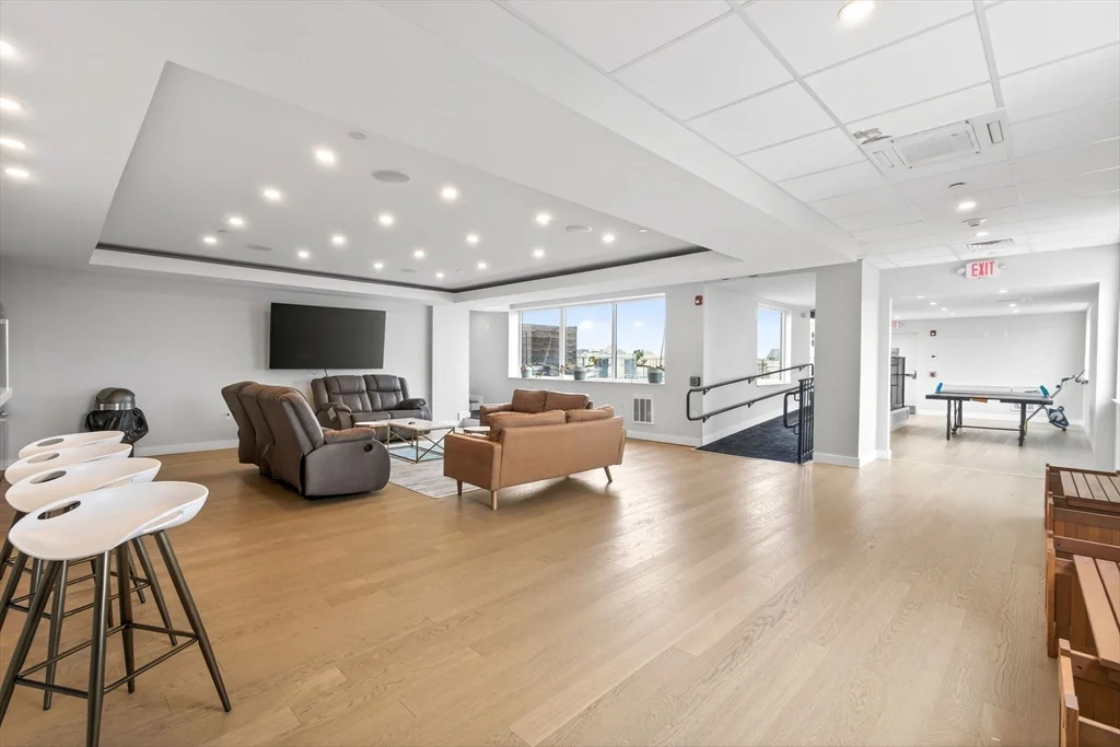 1 bed, 1 bath apartment for rent at 932 Broadway St Unit 212, Chelsea — photo 14 of 21