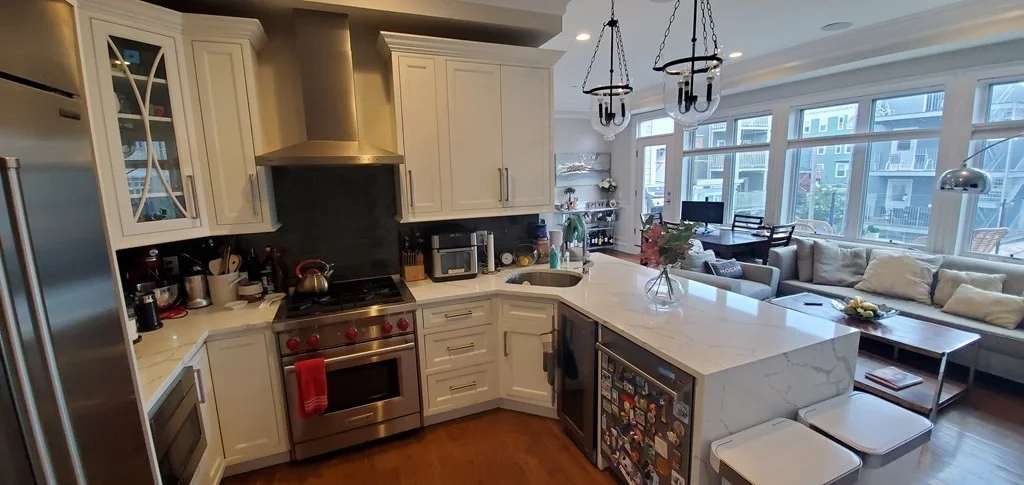 2 bed, 2 bath apartment for rent at 933 2nd St Unit 12, South Boston — photo 3 of 17