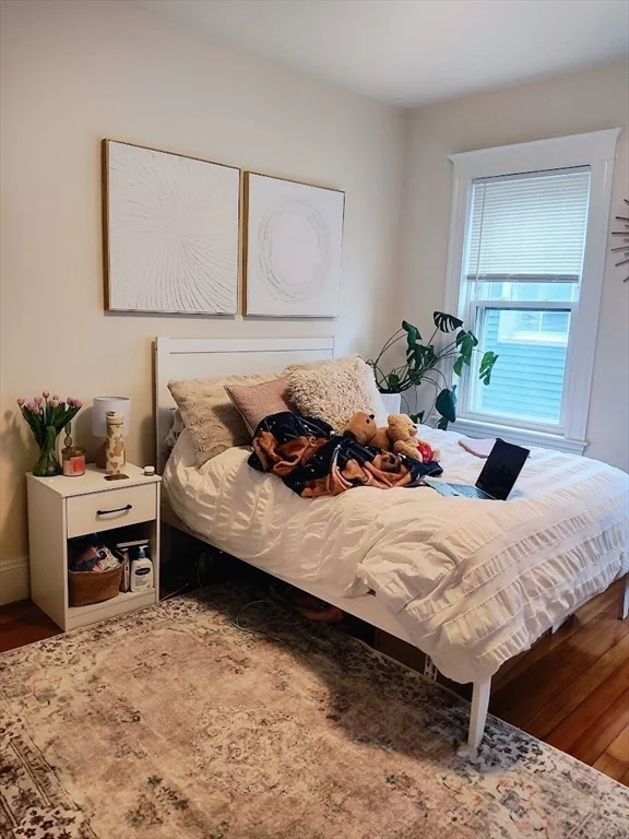 4 bed, 2 bath apartment for rent at 933 East Broadway Unit 1, South Boston — photo 12 of 19