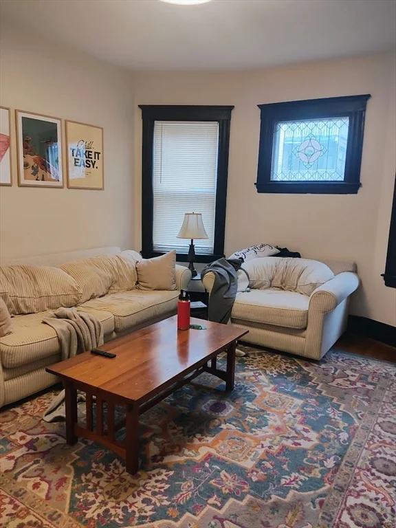 4 bed, 2 bath apartment for rent at 933 East Broadway Unit 3, South Boston — photo 16 of 17