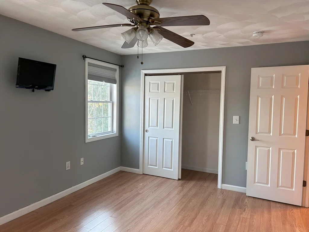 2 bed, 1 bath apartment for rent at 933 Varnum Ave Unit 3, Lowell — photo 13 of 24