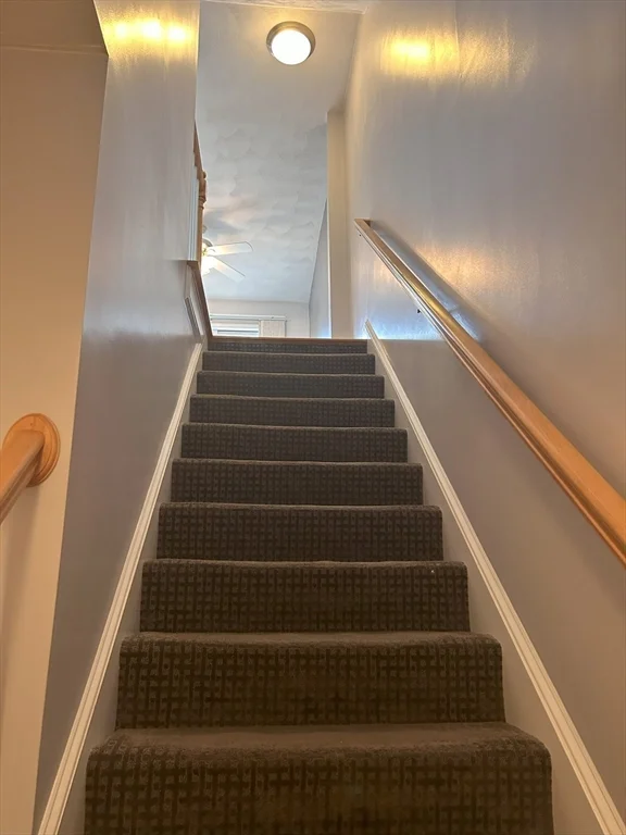 2 bed, 1 bath apartment for rent at 933 Varnum Ave Unit 3, Lowell — photo 20 of 24