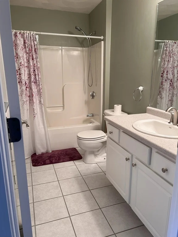 2 bed, 1 bath apartment for rent at 933 Varnum Ave Unit 3, Lowell — photo 15 of 24