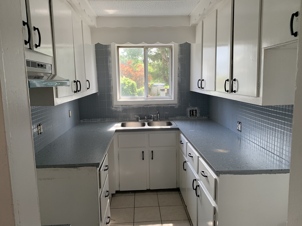 2 bed, 1 bath apartment for rent at 934 County St, Unit 1 rear, Fall River