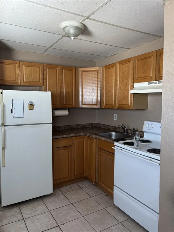 1 bed, 1 bath apartment for rent at 934 County St Unit 2 Front, Fall River