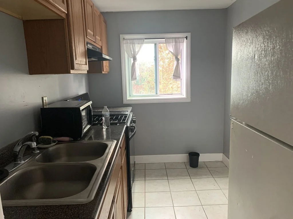 2 bed, 1 bath apartment for rent at 934 County St Unit 3 rear, Fall River