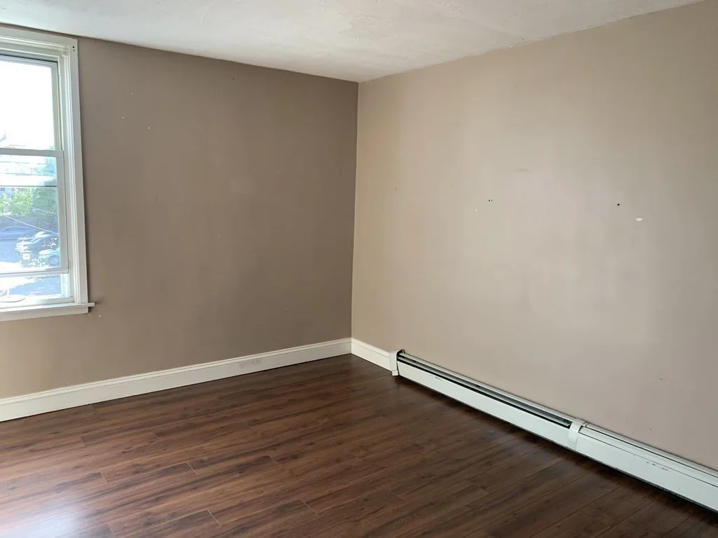 2 bed, 1 bath apartment for rent at 934 County St Unit 3 rear, Fall River — photo 7 of 9