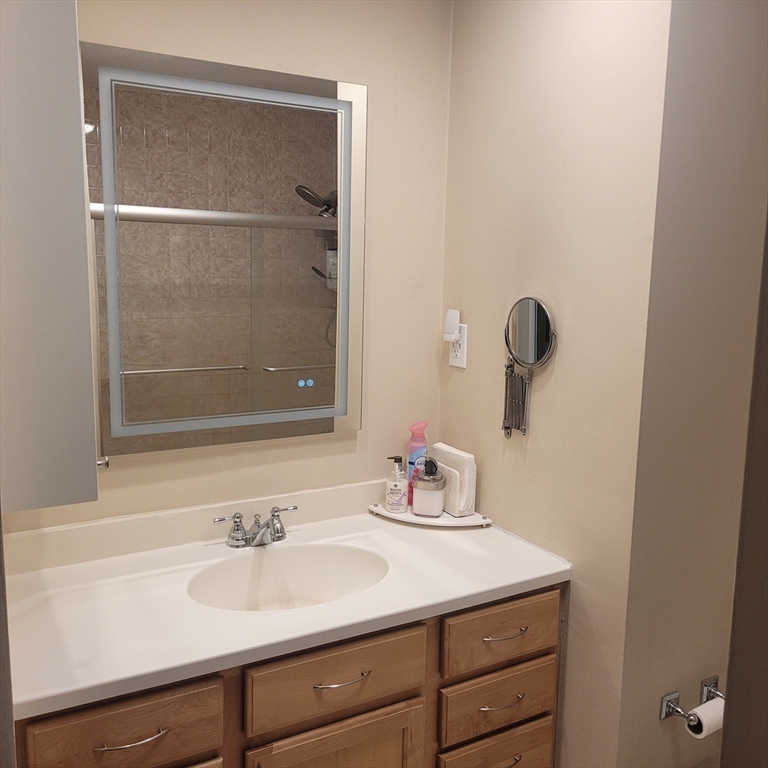 2 bed, 1 bath apartment for rent at 935 Washington St Unit 7, Newtonville — photo 13 of 13