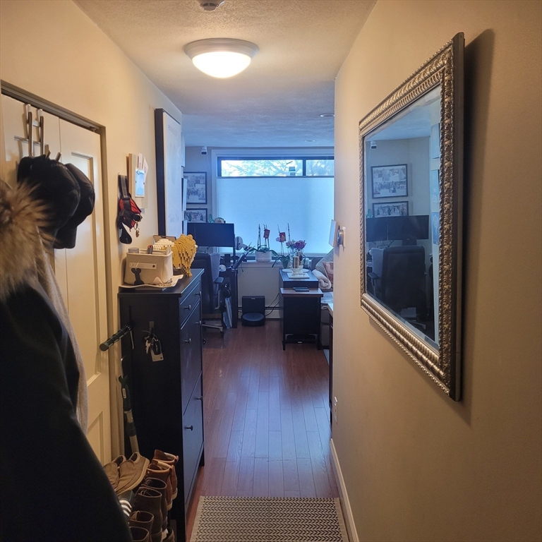 2 bed, 1 bath apartment for rent at 935 Washington St Unit 7, Newtonville — photo 5 of 13