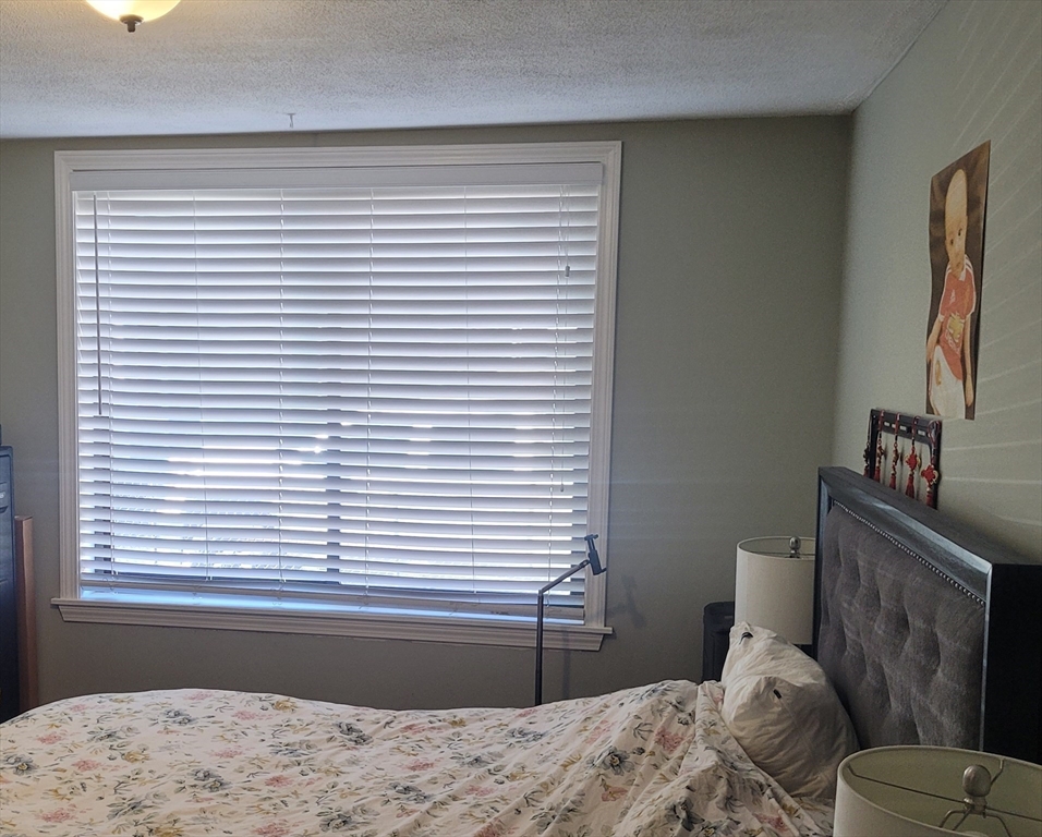 2 bed, 1 bath apartment for rent at 935 Washington St Unit 7, Newtonville — photo 11 of 13