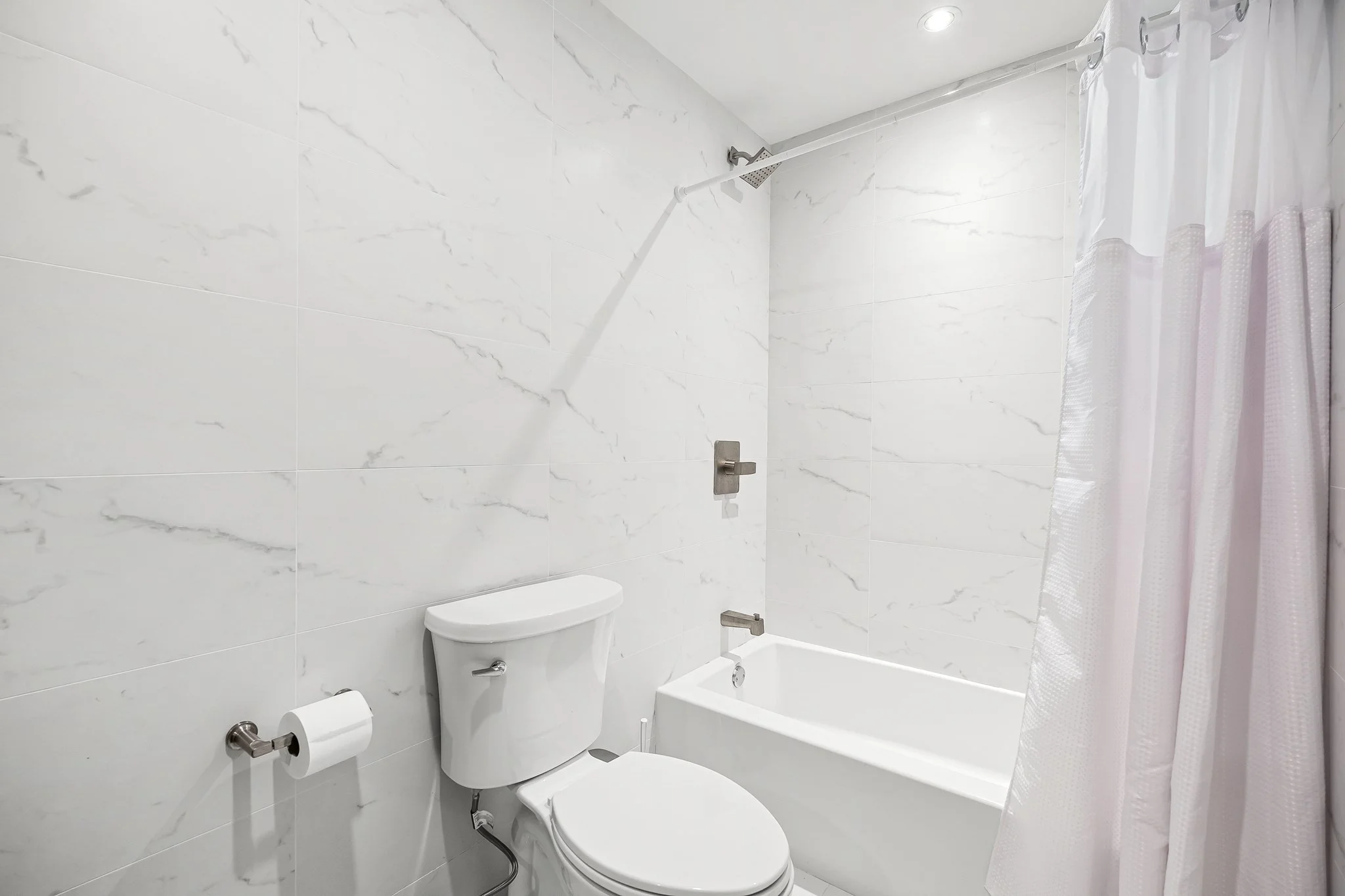 3 bed, 2 bath apartment for rent at 935 Washington St Unit 8, Newtonville — photo 17 of 21