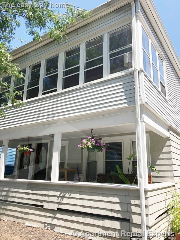 4 bed, 2 bath apartment for rent at 939 Broadway, Davis Square — photo 14 of 17