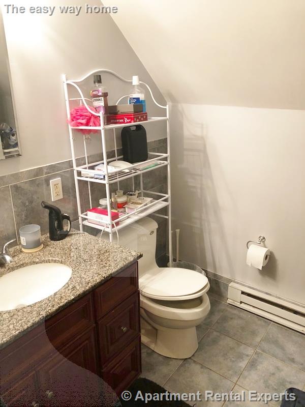 4 bed, 2 bath apartment for rent at 939 Broadway, Davis Square — photo 6 of 17