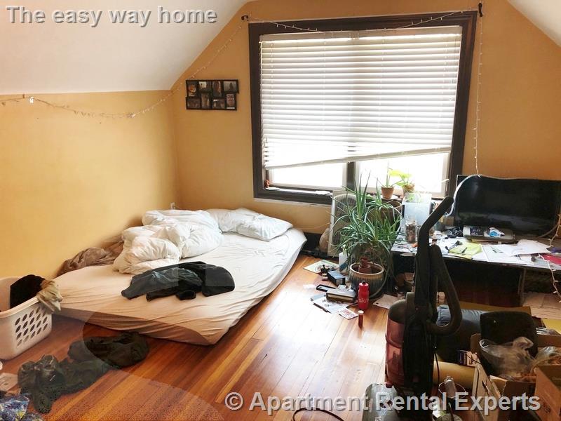 4 bed, 2 bath apartment for rent at 939 Broadway, Davis Square — photo 8 of 17