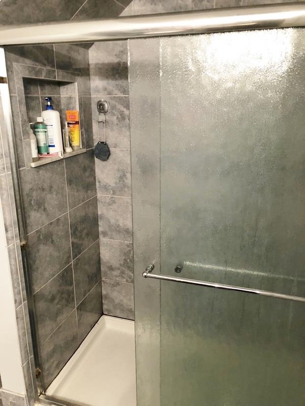 4 bed, 2 bath apartment for rent at 939 Broadway Unit 2, Tufts — photo 5 of 17
