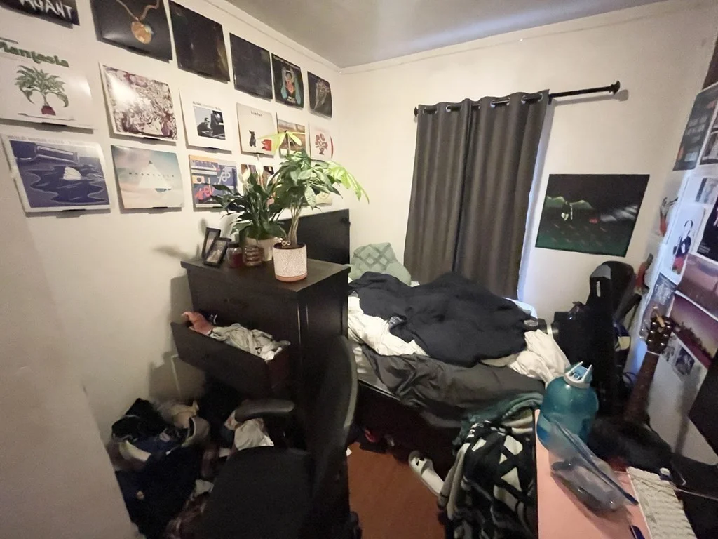 4 bed, 1 bath apartment for rent at 93A Hillside St Unit 1, Mission Hill — photo 4 of 10