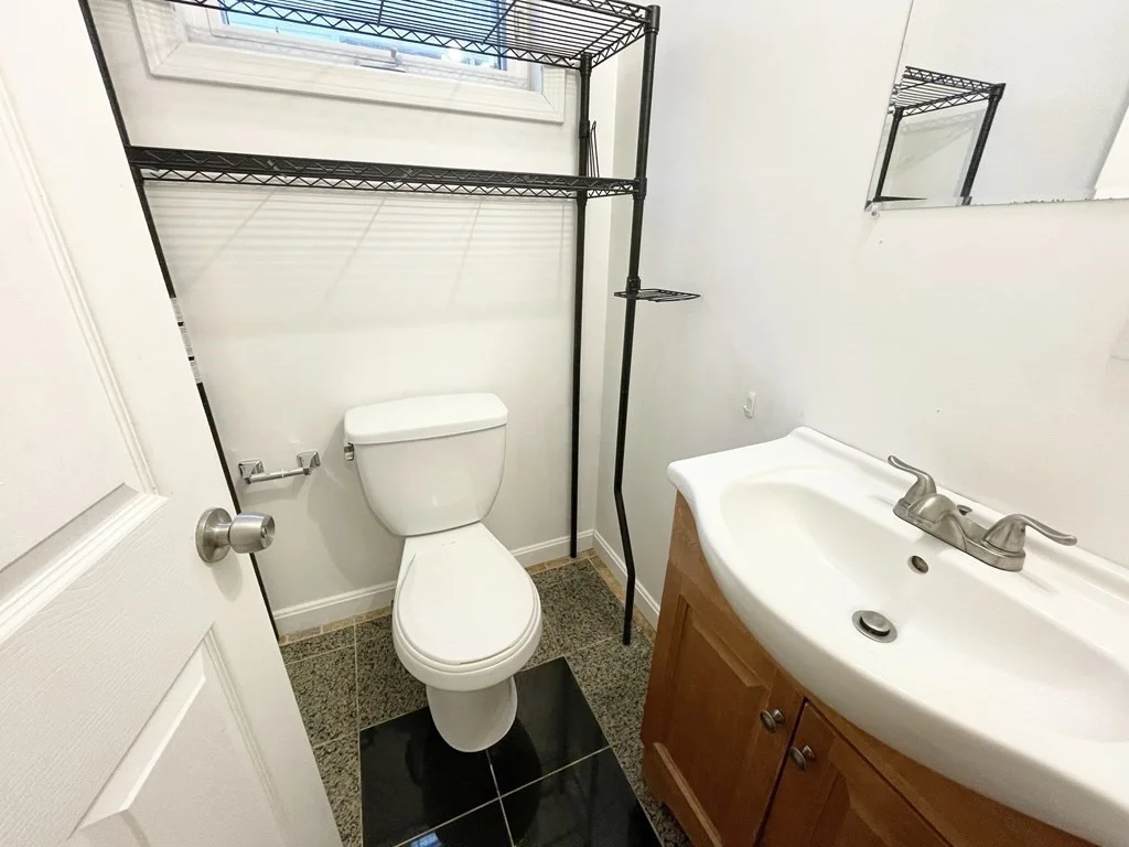 4 bed, 1 bath apartment for rent at 93A Hillside St Unit 2, Mission Hill — photo 15 of 16