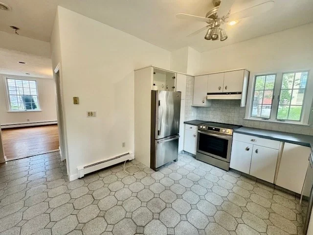 2 bed, 2 bath apartment for rent at 93R W Emerson Unit 93R, Melrose — photo 5 of 21