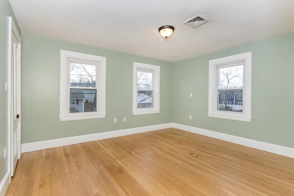 2 bed, 1 bath apartment for rent at 94-96 Bolivar Unit 2, Canton — photo 8 of 14