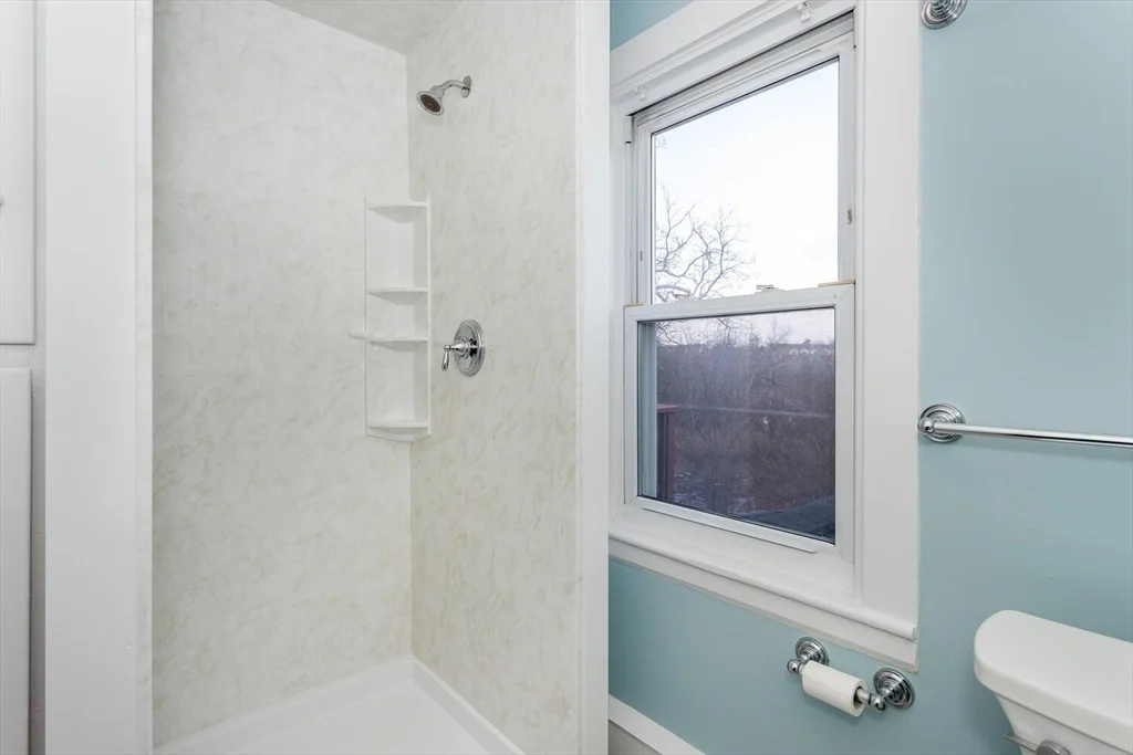 2 bed, 1 bath apartment for rent at 94-96 Bolivar Unit 2, Canton — photo 12 of 14