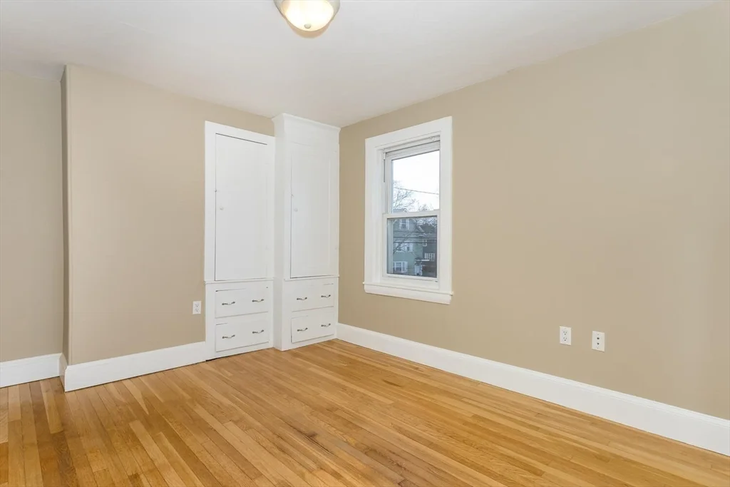 2 bed, 1 bath apartment for rent at 94-96 Bolivar Unit 2, Canton — photo 10 of 14