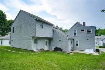 1 bed, 1 bath apartment for rent at 94-96 Neil St Unit 2, Marlborough — photo 10 of 14