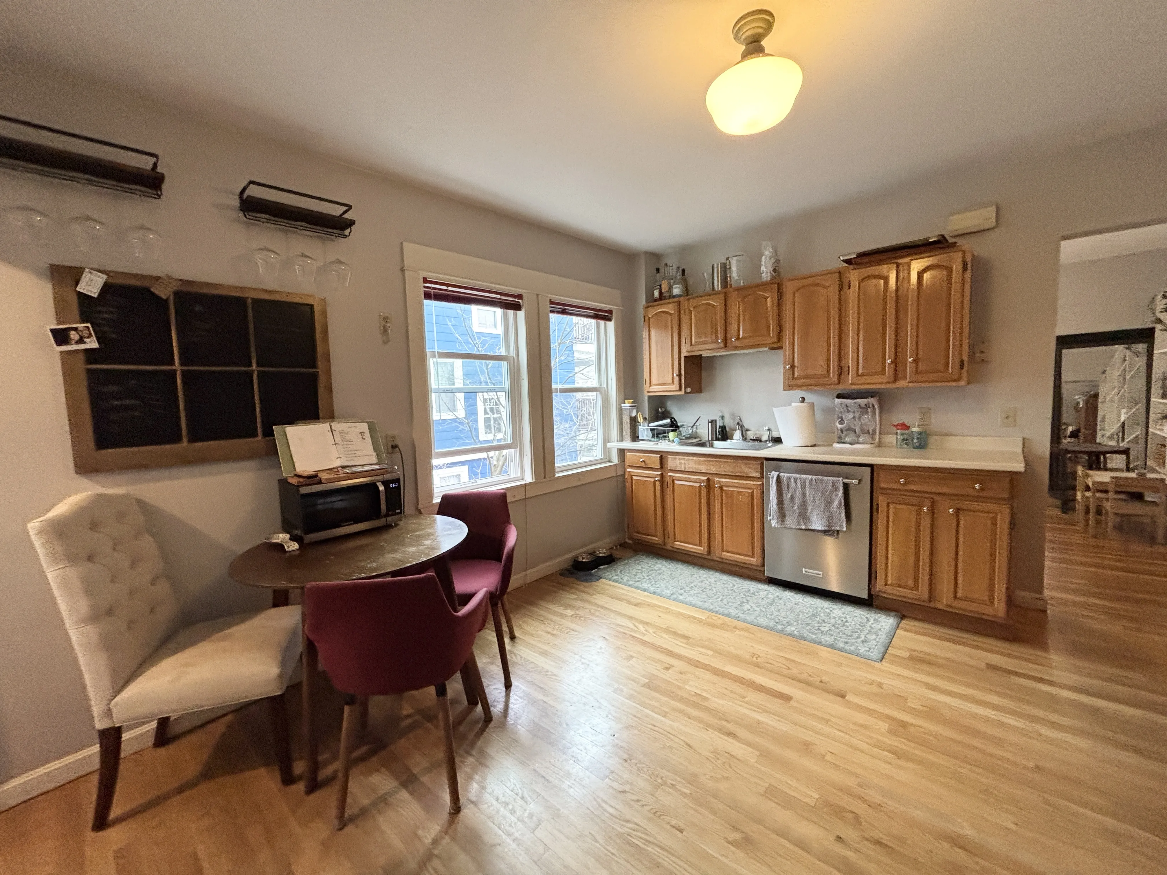 2 bed, 1 bath apartment for rent at 94-96 Rossmore Rd Unit 2, Jamaica Plain — photo 10 of 16
