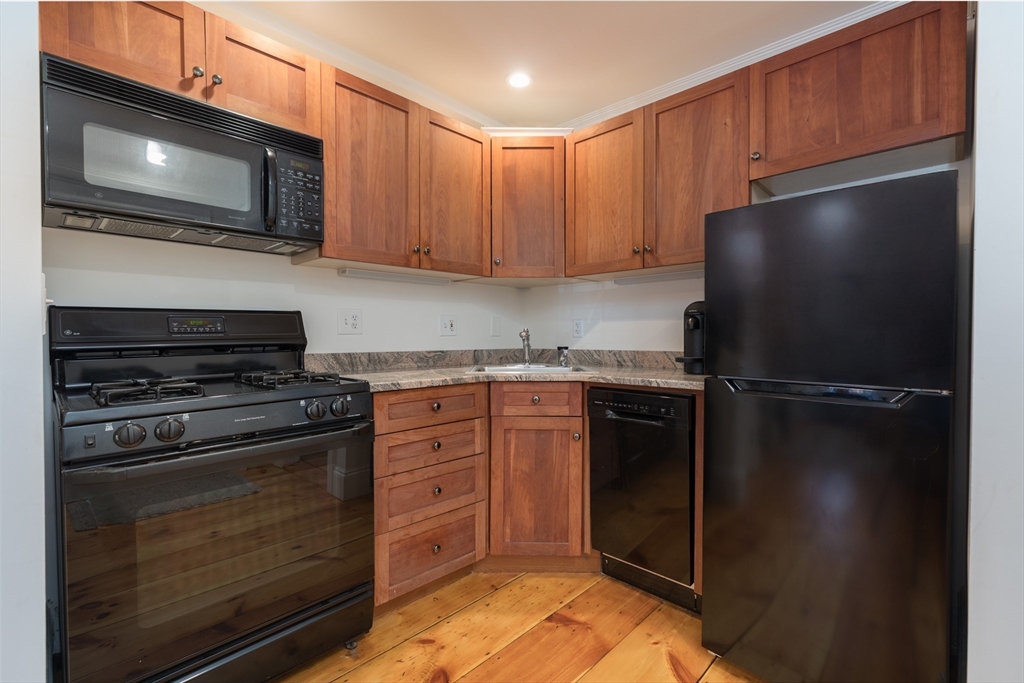 1 bed, 1 bath apartment for rent at 94 Appleton Unit 2, South End — photo 4 of 8