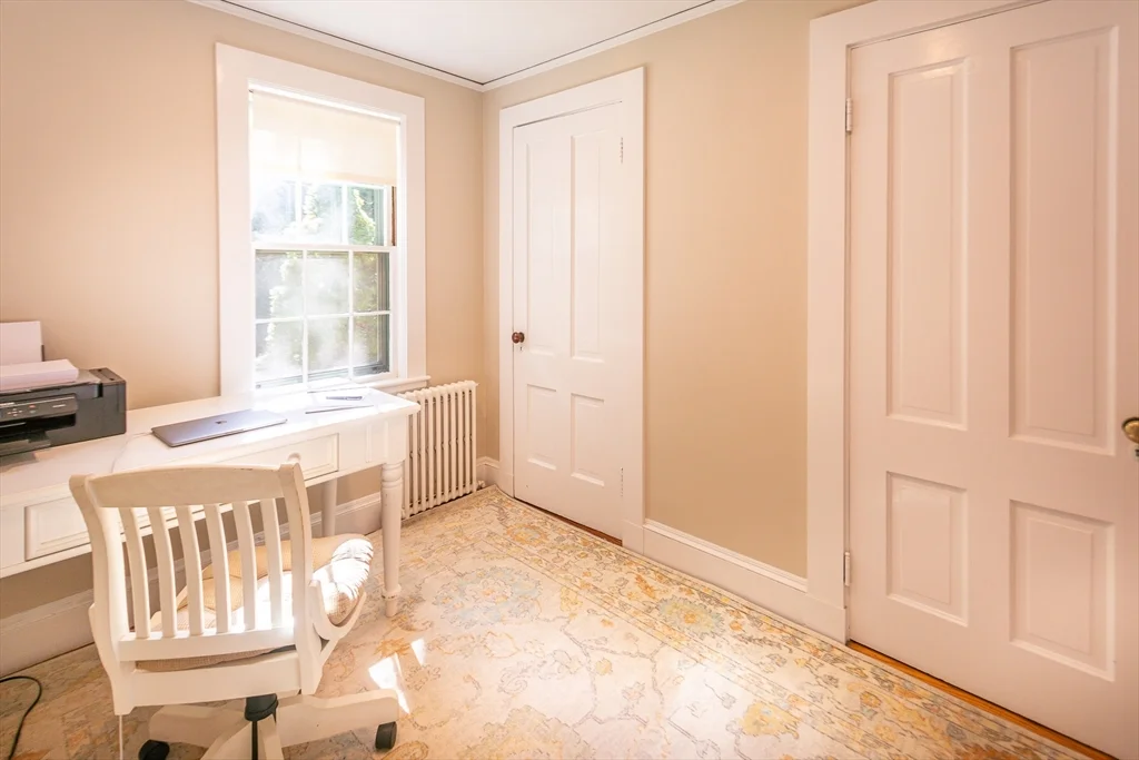 2 bed, 1 bath apartment for rent at 94 Atlantic, Cohasset — photo 16 of 23