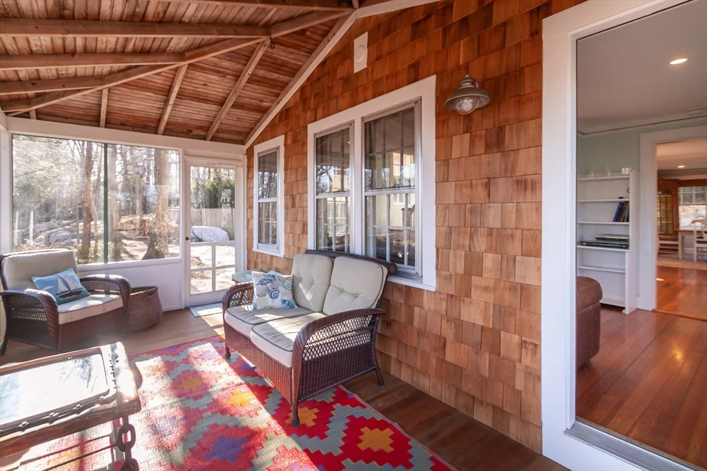 2 bed, 1 bath apartment for rent at 94 Atlantic, Cohasset — photo 7 of 23