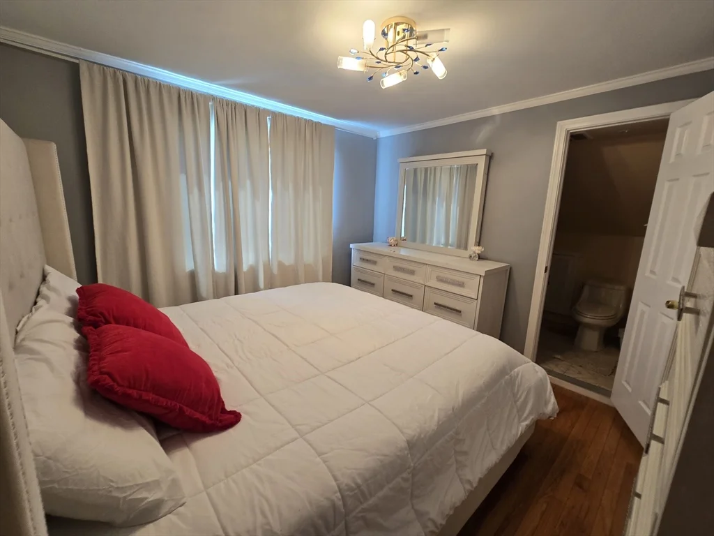 5 bed, 4+ bath apartment for rent at 94 Baldwin St Unit 94, West Springfield — photo 19 of 42