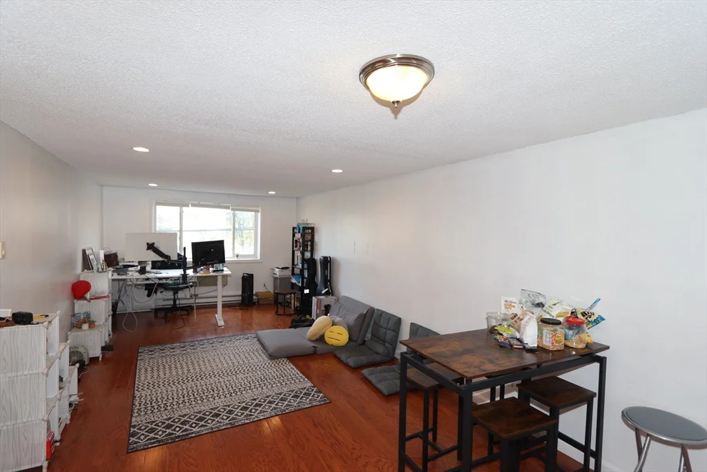 1 bed, 1 bath apartment for rent at 94 Beacon St Unit 14, Union Square — photo 3 of 16
