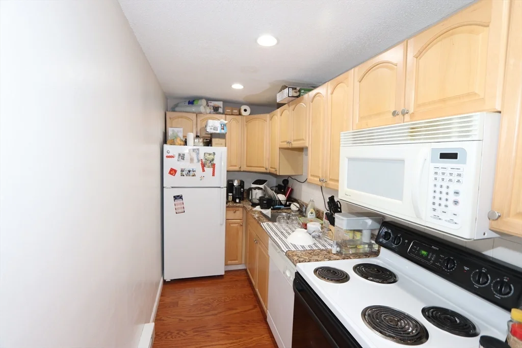1 bed, 1 bath apartment for rent at 94 Beacon St Unit 14, Union Square — photo 8 of 16