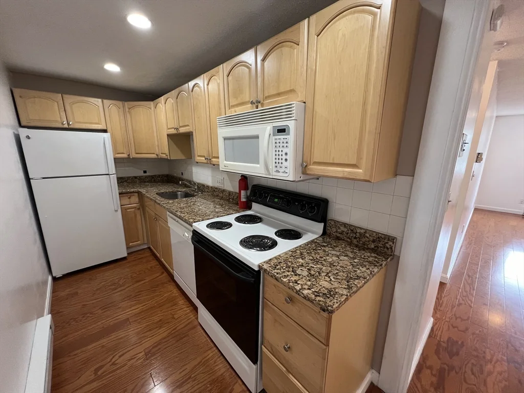 1 bed, 1 bath apartment for rent at 94 Beacon St Unit 14, Union Square — photo 40 of 40