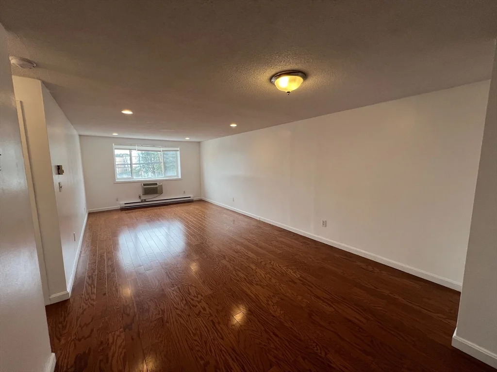 1 bed, 1 bath apartment for rent at 94 Beacon St Unit 14, Union Square — photo 25 of 40