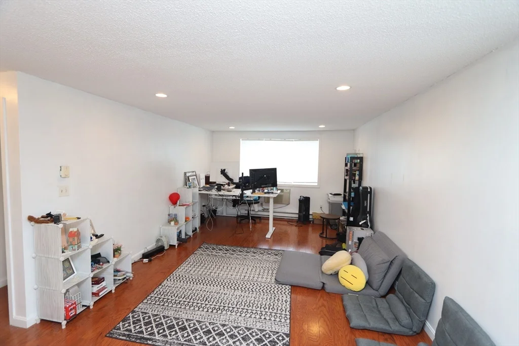 1 bed, 1 bath apartment for rent at 94 Beacon St Unit 14, Union Square — photo 2 of 16