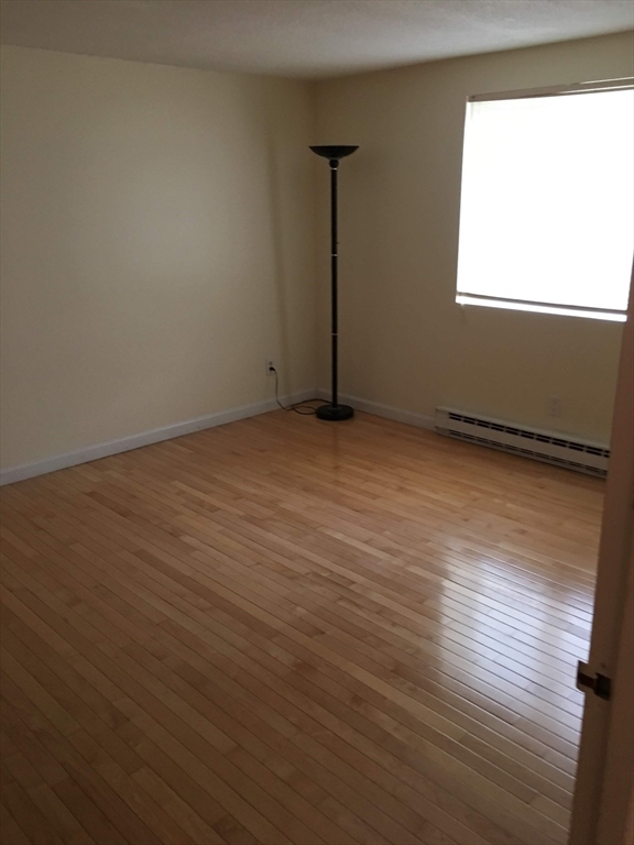 2 bed, 1 bath apartment for rent at 94 Beacon St Unit 21, Ward Two — photo 4 of 5