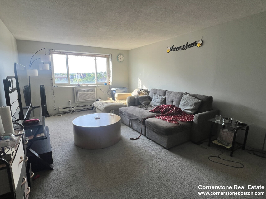 2 bed, 1 bath apartment for rent at 94 Beacon St Unit 42, Ward Two — photo 2 of 6