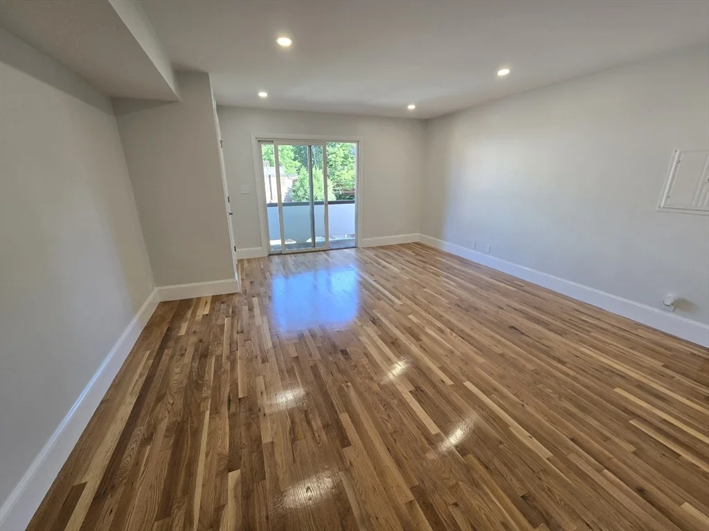 2 bed, 1 bath apartment for rent at 94 Beaconsfield Rd Unit 201, Brookline Hills — photo 12 of 19