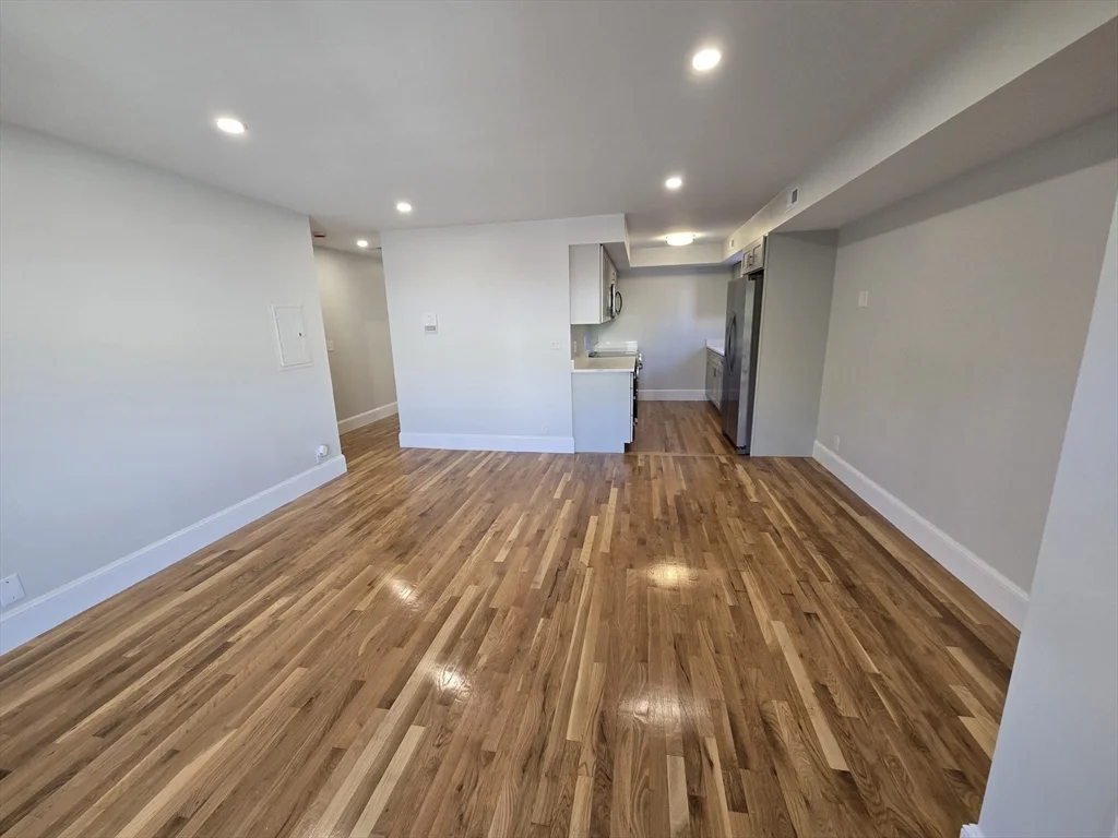 2 bed, 1 bath apartment for rent at 94 Beaconsfield Rd Unit 201, Brookline Hills — photo 11 of 19