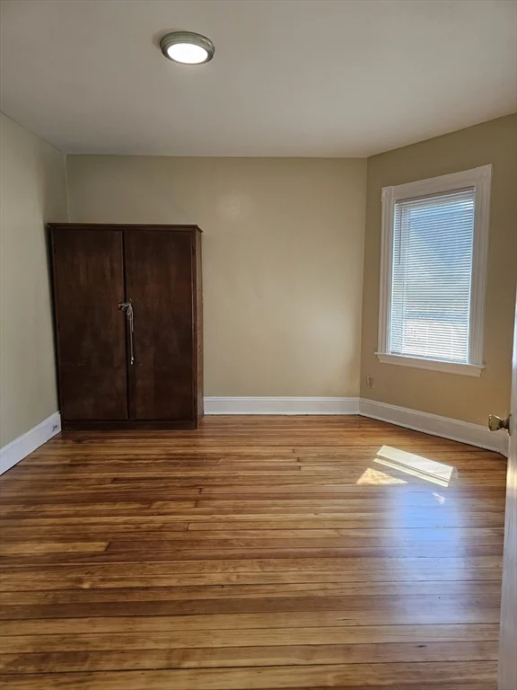 3 bed, 2 bath apartment for rent at 94 Billings St Unit 94, Quincy — photo 4 of 15