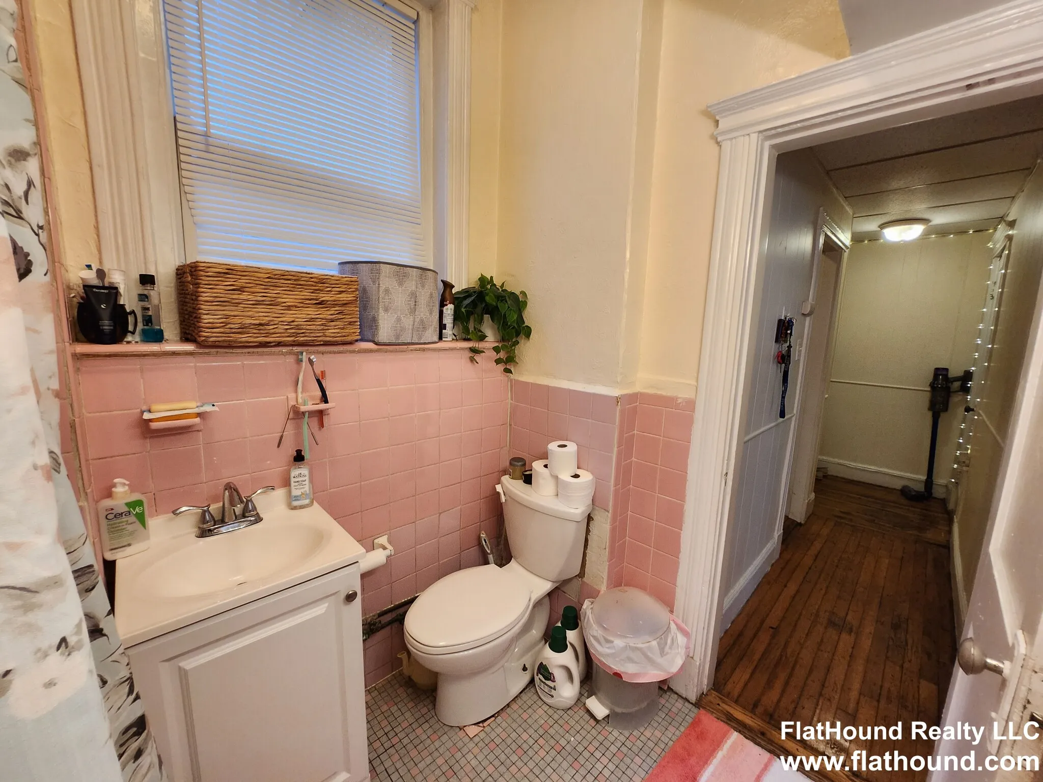 1 bed, 1 bath apartment for rent at 94 Brainerd Rd Unit 1, Allston — photo 14 of 18